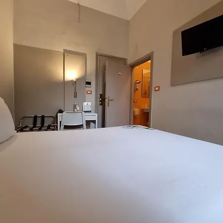 Astoria 3*