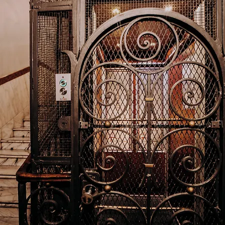 Hotel Astoria