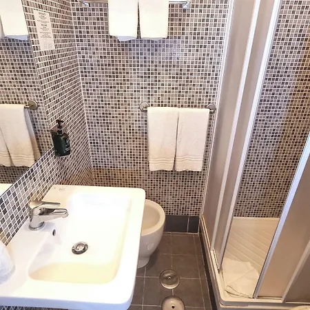 Astoria 3*