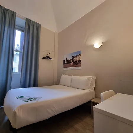 Astoria فندق تورينو