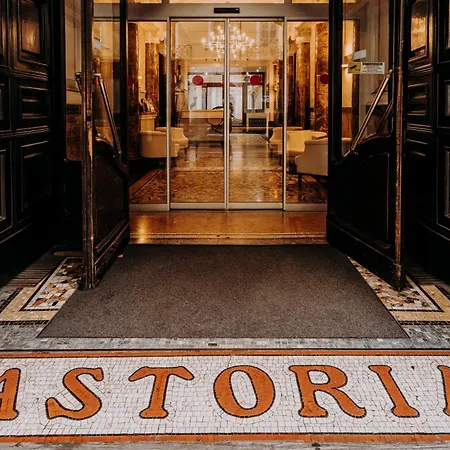Astoria Hotel 3*