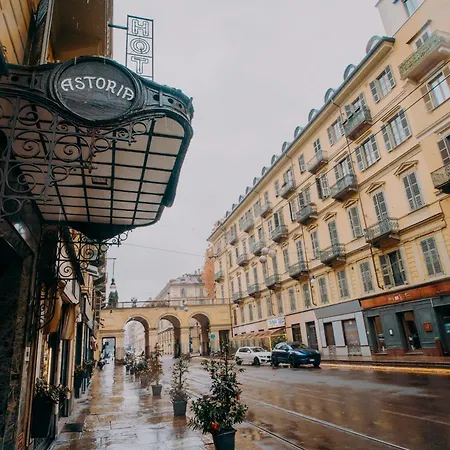 Astoria فندق