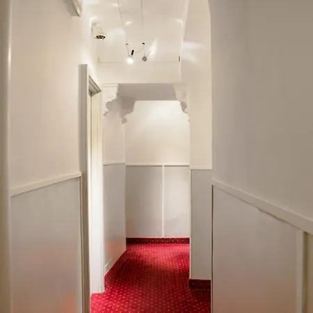 Hotel Astoria 3*